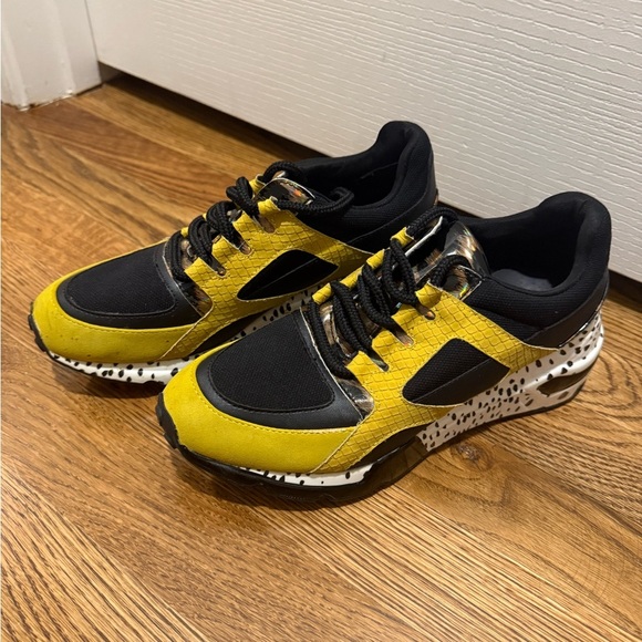 Steve Madden Sneakers size 6.5 - Picture 6 of 9